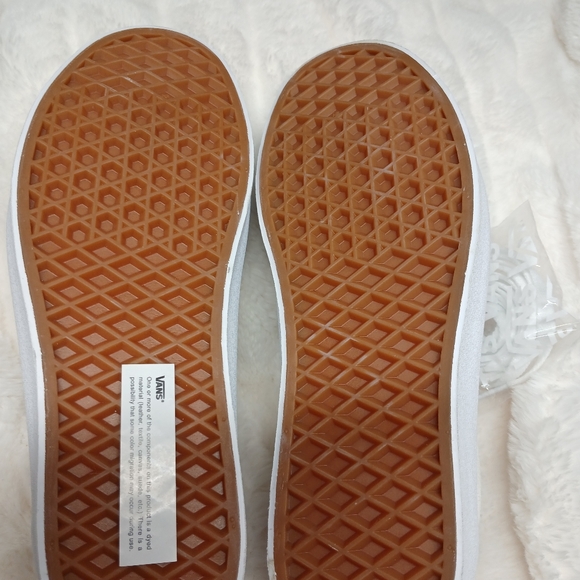 NEW Vans Off The Wall Suede Sneakers Silver Accent Women’s Size 7 NWOT - Picture 12 of 12